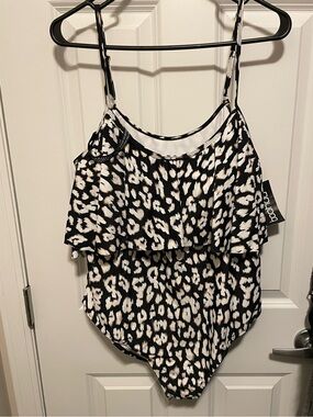 Boohoo Plus Size 22 Leopard Print One-Piece Swimsuit